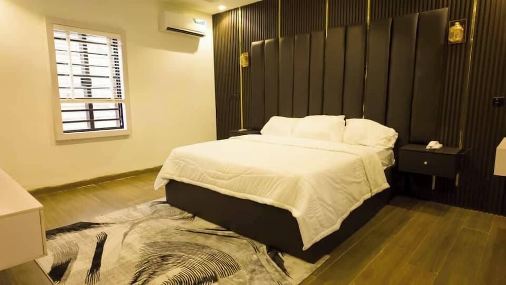 Osahon Home and Apartment — 4-Star Luxury Hotel in Benin City, Nigeria