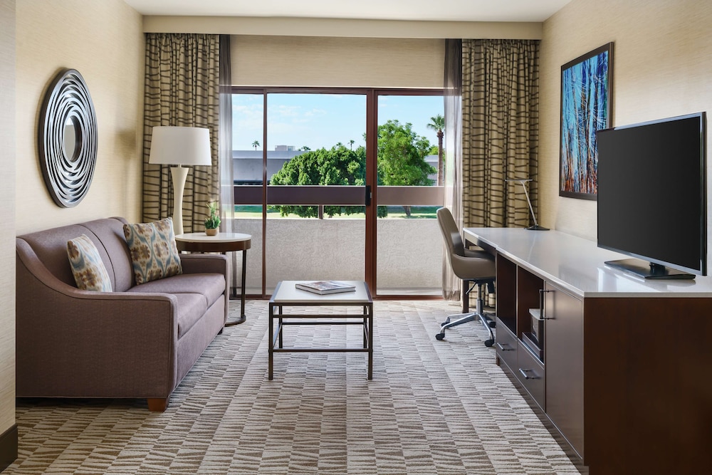 Hilton Phoenix Airport - photo 27