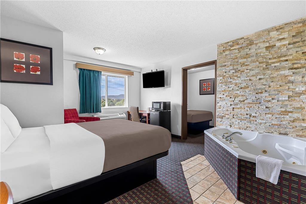 Rodeway Inn Rapid City North - photo 21