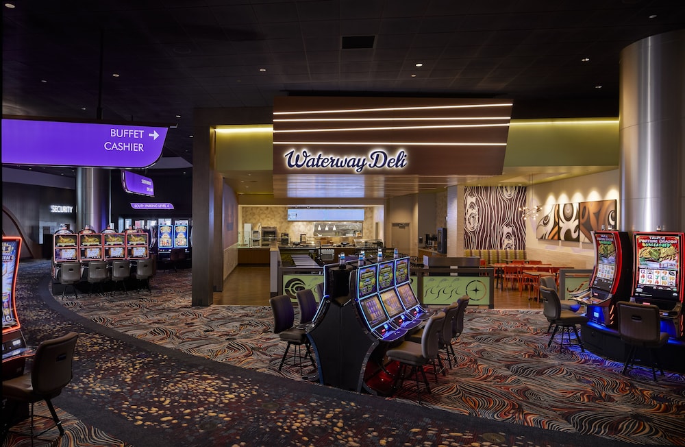 Emerald Queen Hotel and Casino Tacoma - photo 50