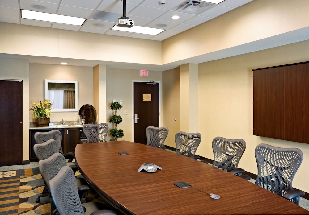Hilton Garden Inn Mankato Downtown - photo 29