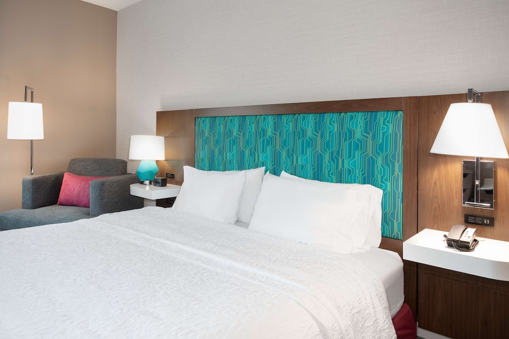 Hampton Inn & Suites Watsonville - photo 14