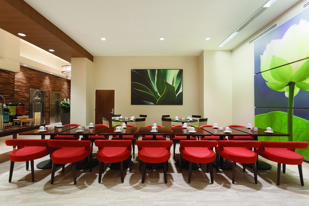 Hilton Garden Inn Rochester Downtown NY - photo 50