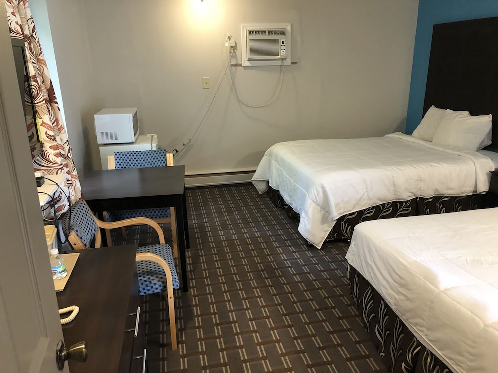 Gratiot View Motel - photo 4