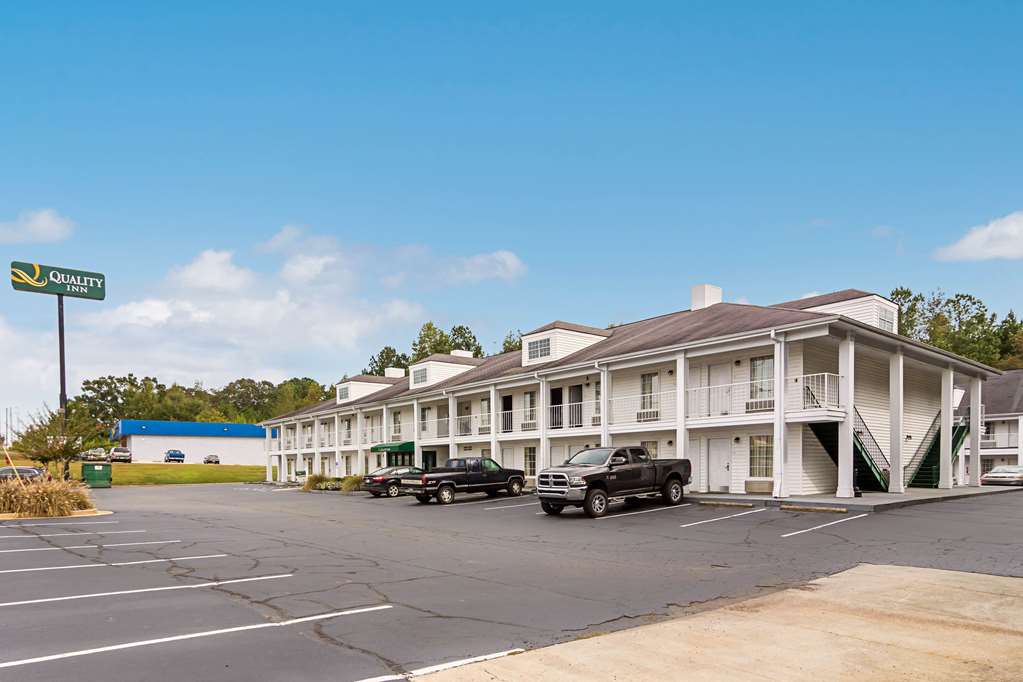 Quality Inn Thomaston - photo 2