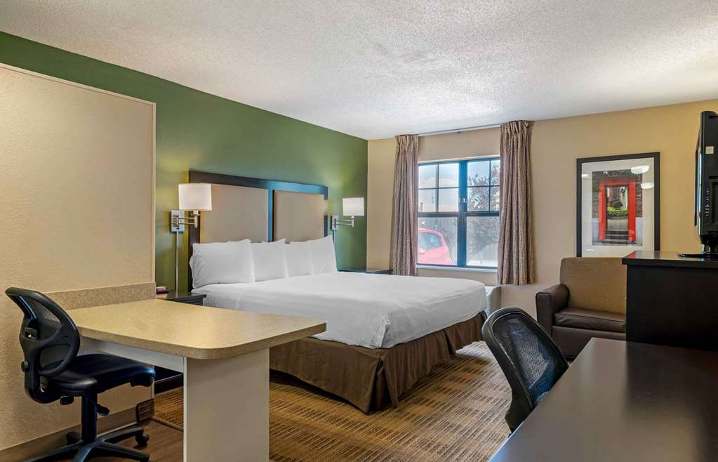 Extended Stay America Suites Chicago Gurnee - photo 26
