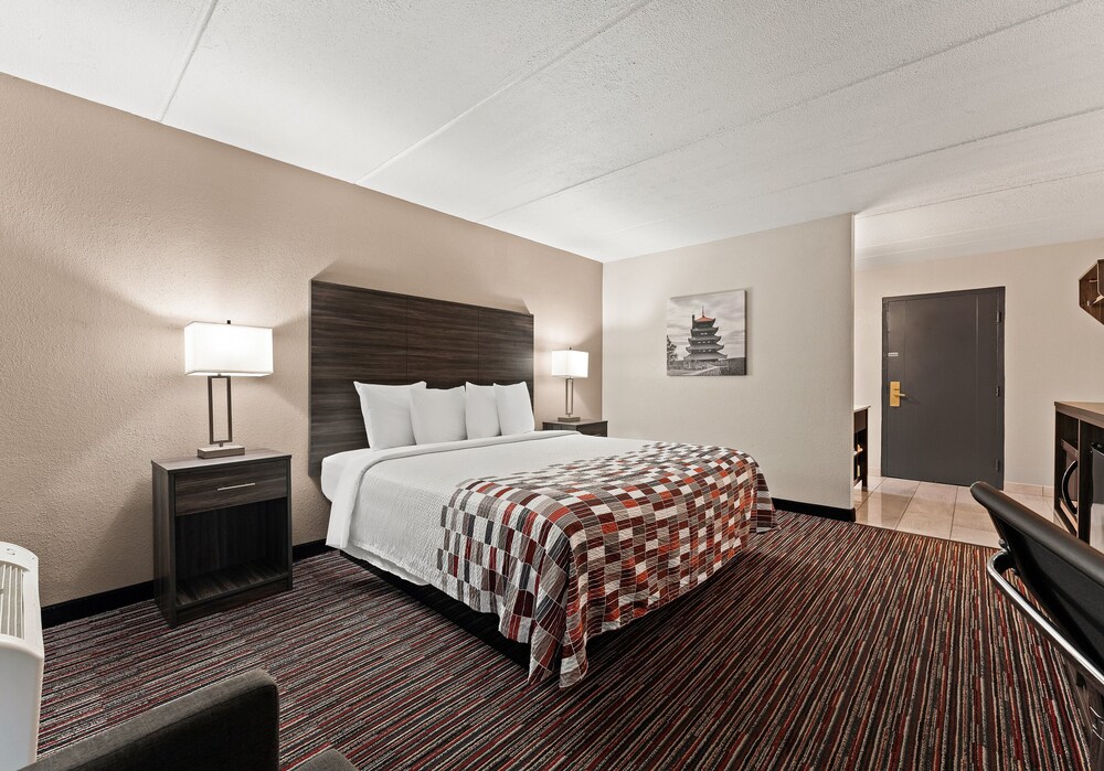 Red Roof Inn Reading - photo 15