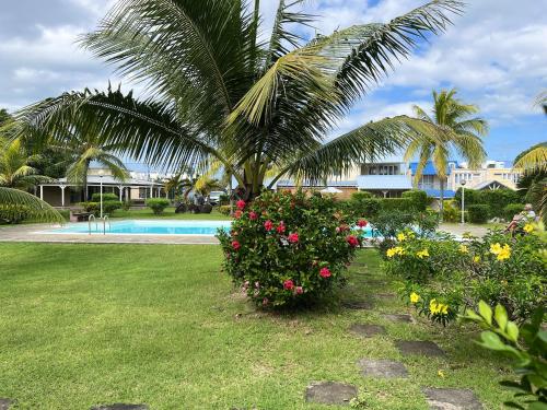 Charming Studio in Grand Baie 60 m with Shared Pool — 4-Star Luxury Hotel in Grand Baie, Mauritius