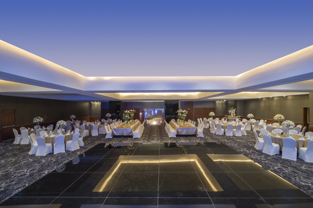 Indoor wedding