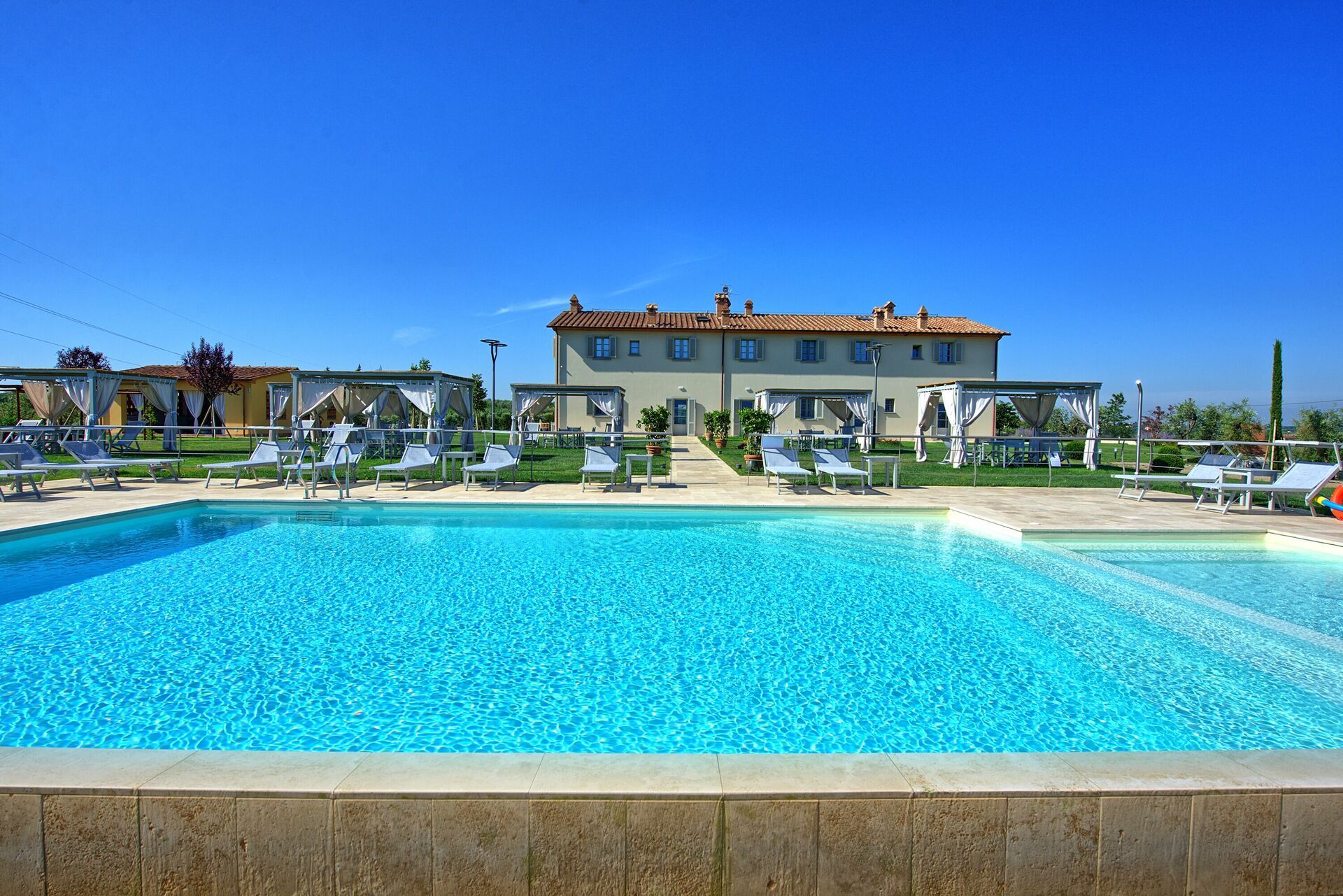Il Sole di Vino by PosarelliVillas — 4-Star Luxury Hotel in Vinci, Italy