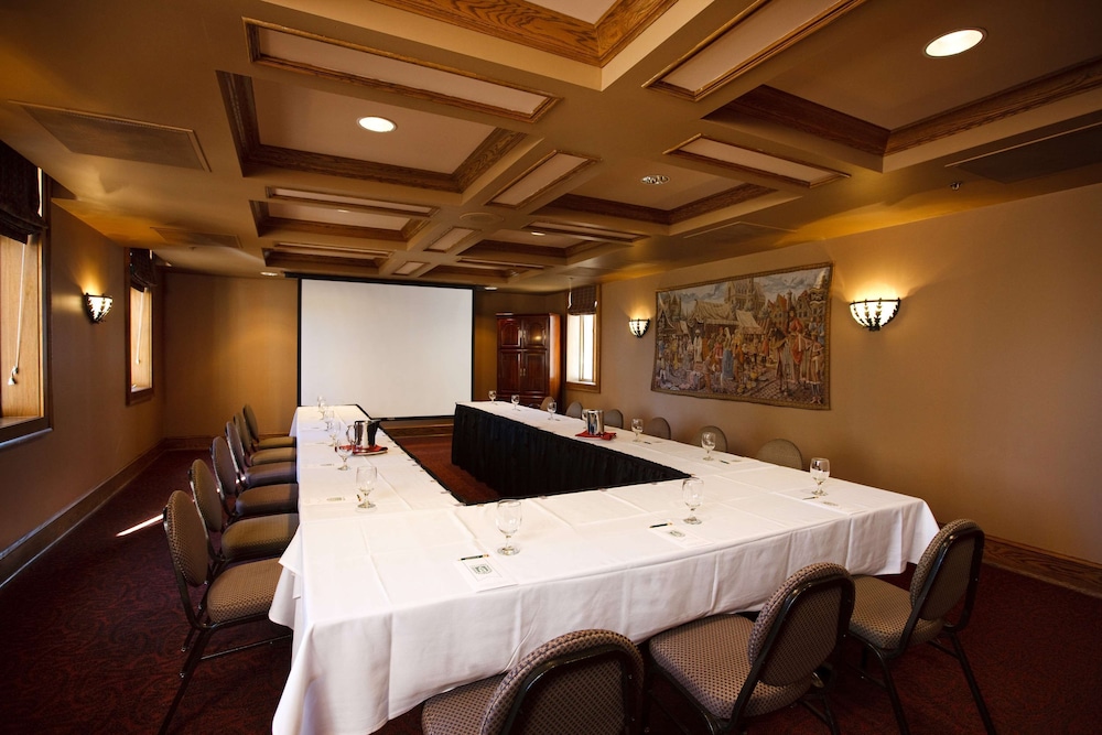 Bertram Inn at Glenmoor - photo 27