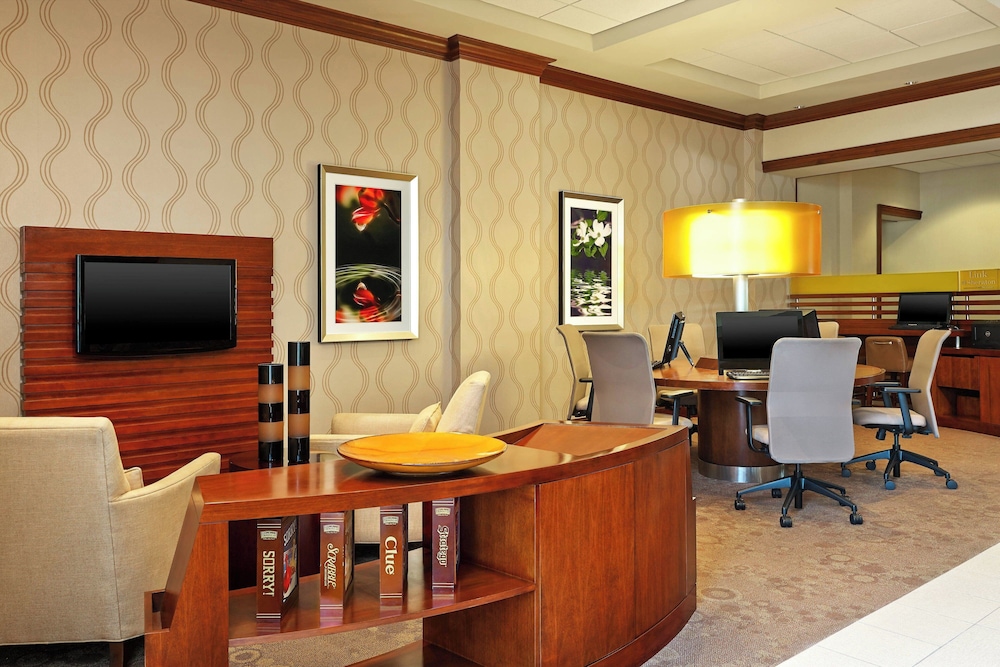 Sheraton Augusta Hotel - photo 2