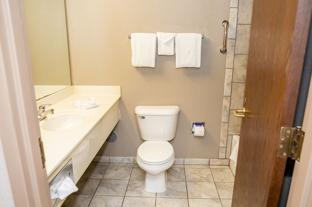 Carpenter Street Hotel - photo 13