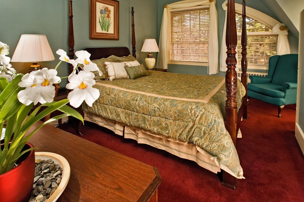 Stonehurst Manor - photo 11