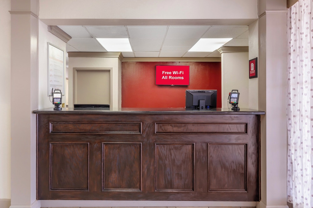 Red Roof Inn Dunn - photo 4