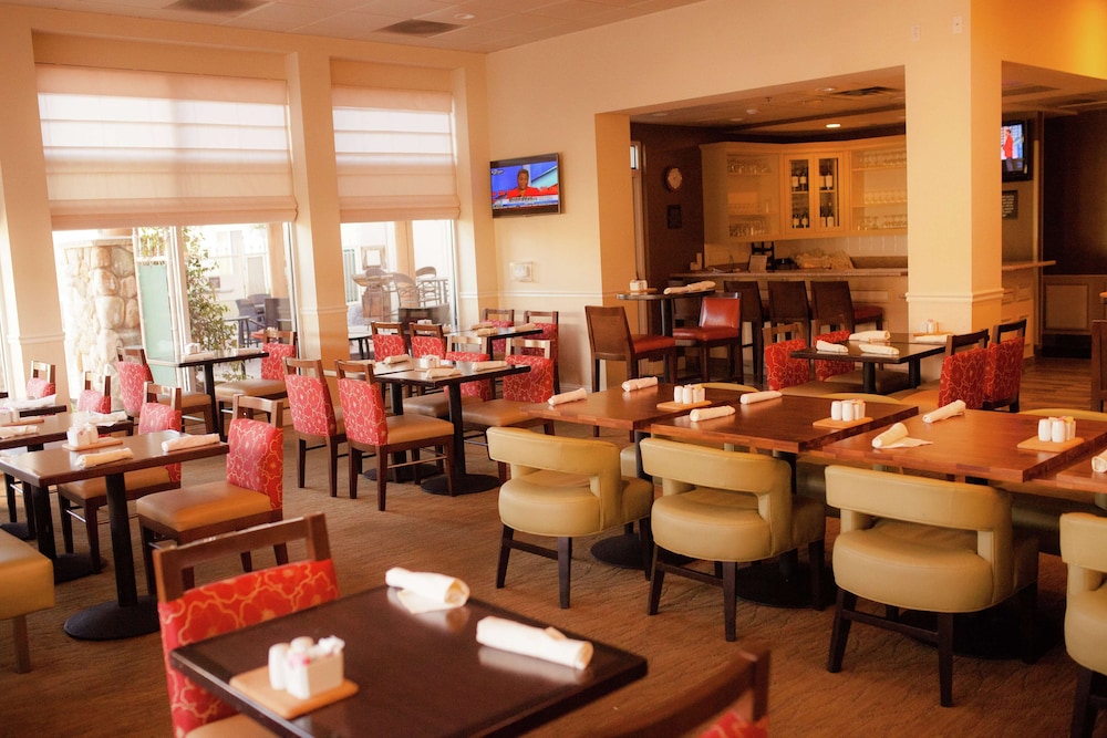 Hilton Garden Inn Redding - photo 45