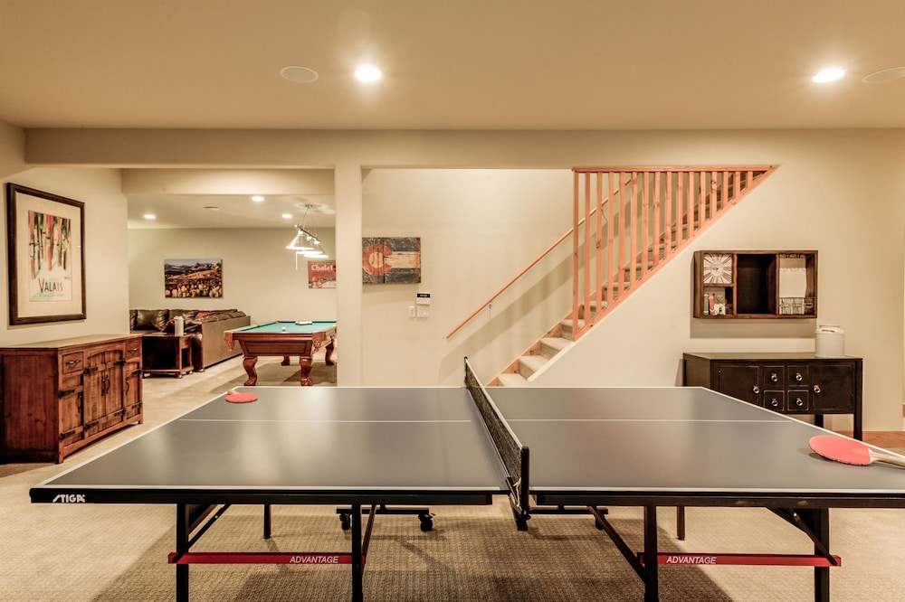 Eagle Wind Lodge 5 Bedroom Holiday Home by Winter Park Lodging Company — 4-Star Luxury Hotel in Winter Park, United States