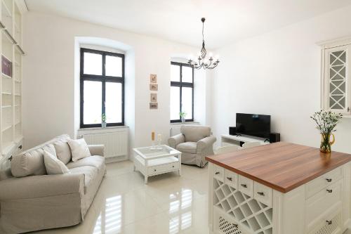 Apartamenty Winnicy Kresy III — 4-Star Luxury Hotel in Krakow, Poland