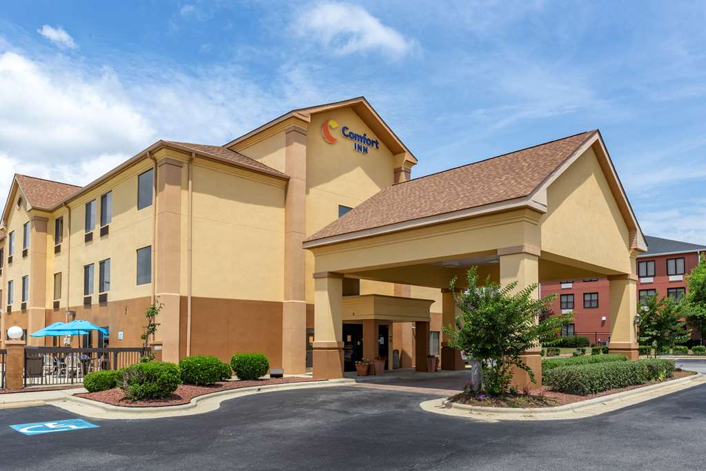 Comfort Inn Garner Clayton I 40 — hotel in Garner