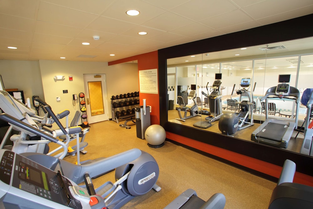 Hilton Garden Inn Chicago Oak Brook - photo 19