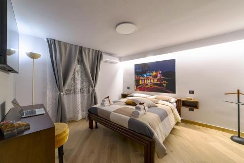Suite 012 — 4-Star Luxury Hotel in Cava De Tirreni, Italy