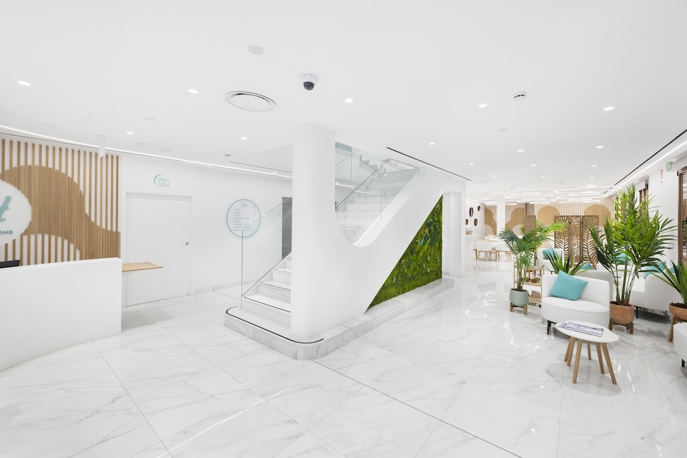Odyssey Rooms — Alicante