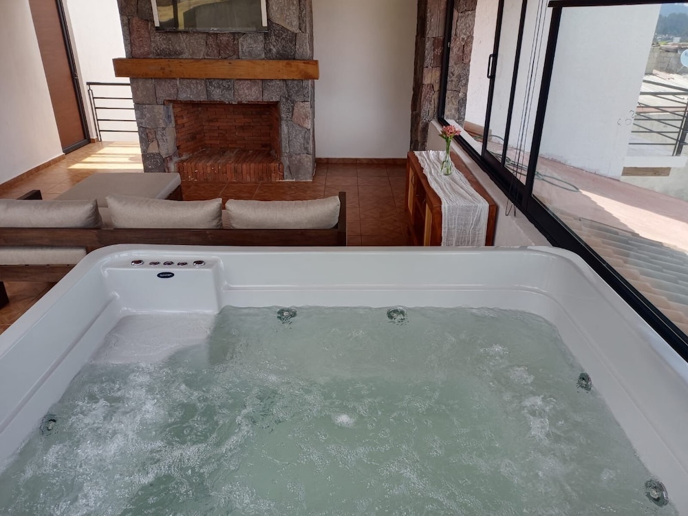Private spa tub