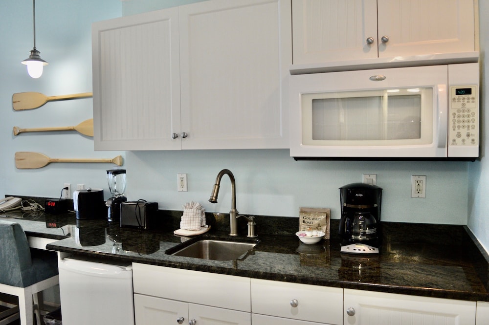 Harborside Suites at Little Harbor - photo 55