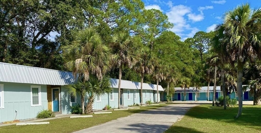 The Panacea Motel - photo 91