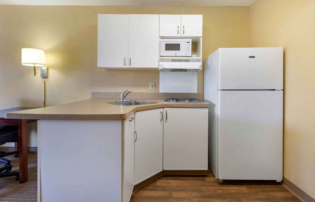 Extended Stay America Suites Washington DC Landover - photo 29