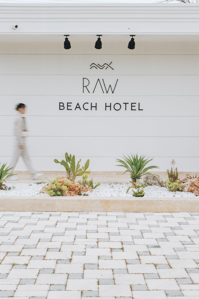 Raw Beach Hotel - last minute hotel in Antalya