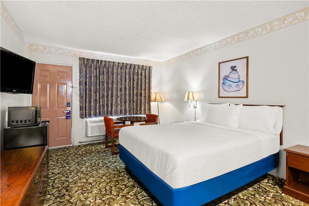 Americas Best Value Inn By Sonesta Pecos - photo 15