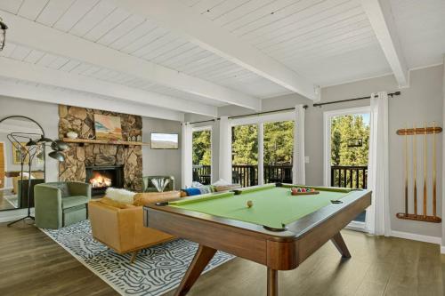 Mountainside Modern — Big Bear Lake — photo 3