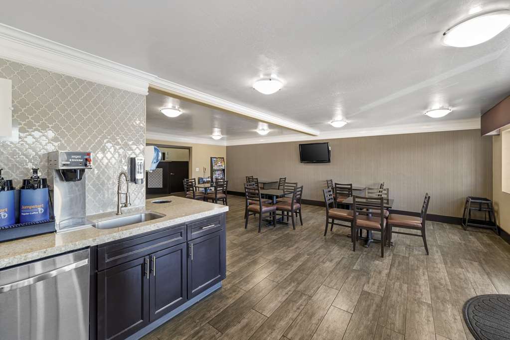 Best Western Liberty Inn - photo 4