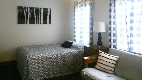 The Tides Inn - photo 7
