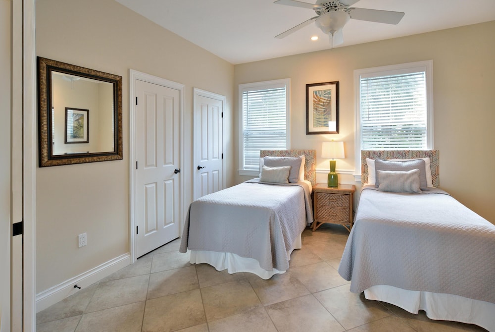 Seaside Retreat - last minute hotel in Key West