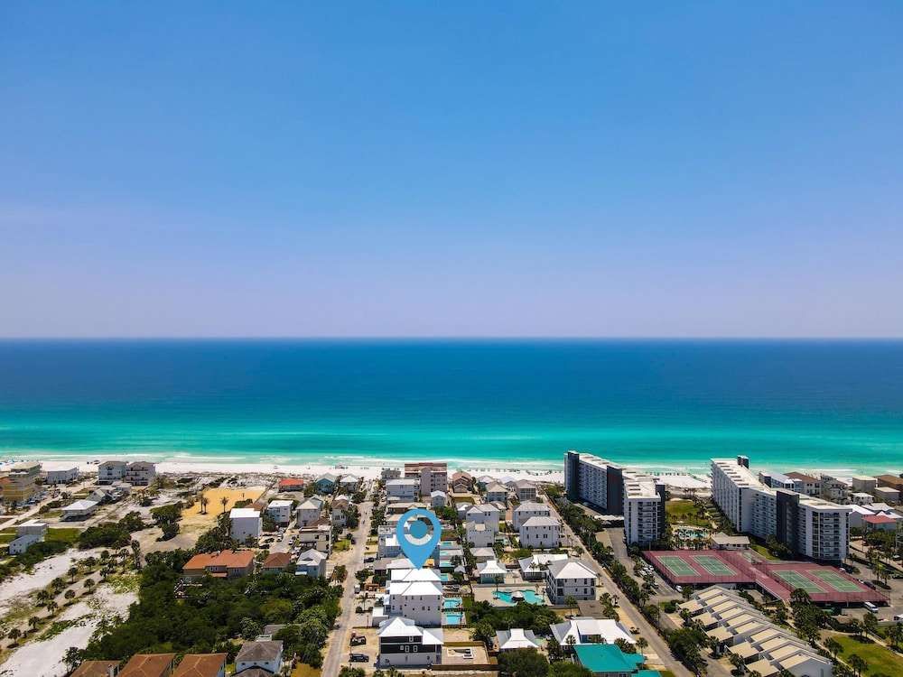 Sandtrapped — Destin — photo 3
