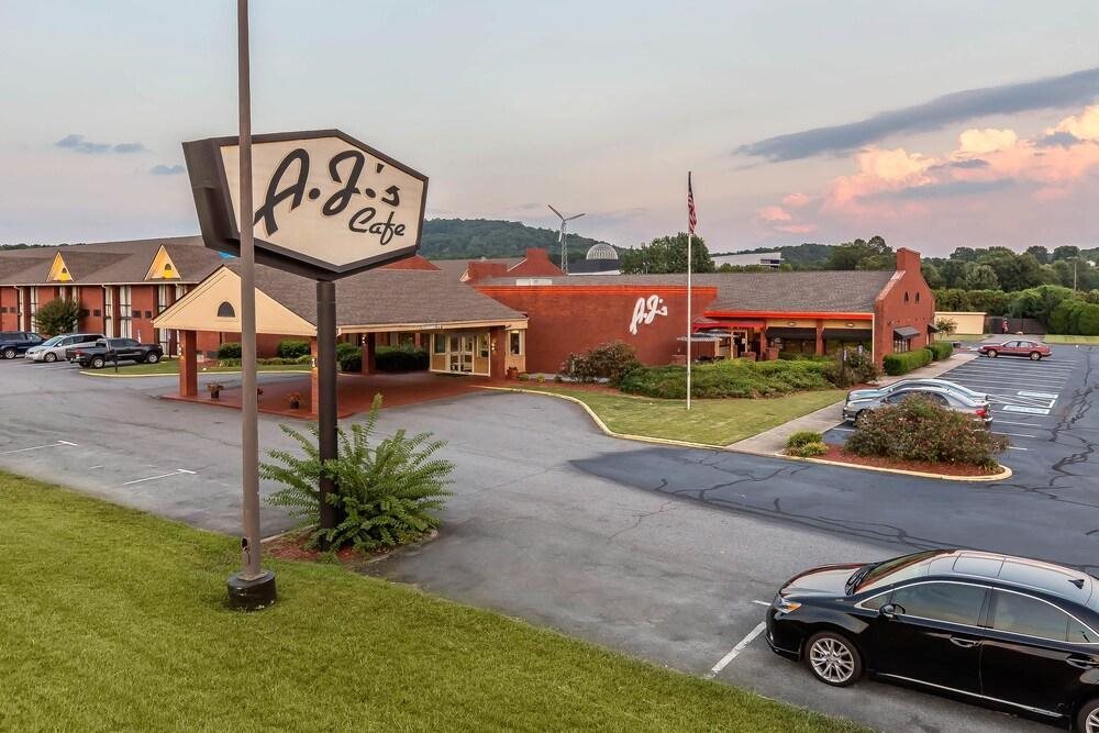 Fairbridge Inn & Suites Cartersville — hotel in Cartersville