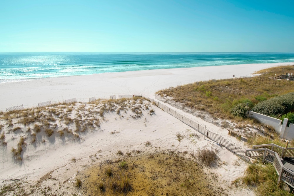 Pelican Beach Resort 410 - photo 26