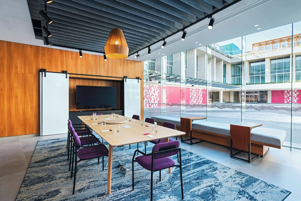 Meeting facility
