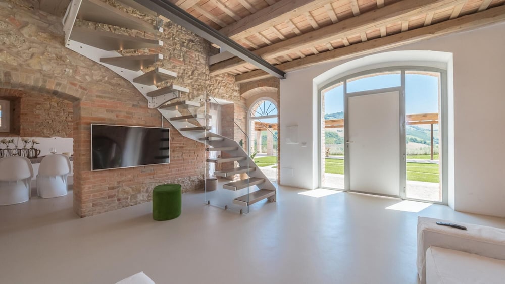 Dimora Montefiore 11 Emma Villas — Montefiore Dell'aso — photo 4
