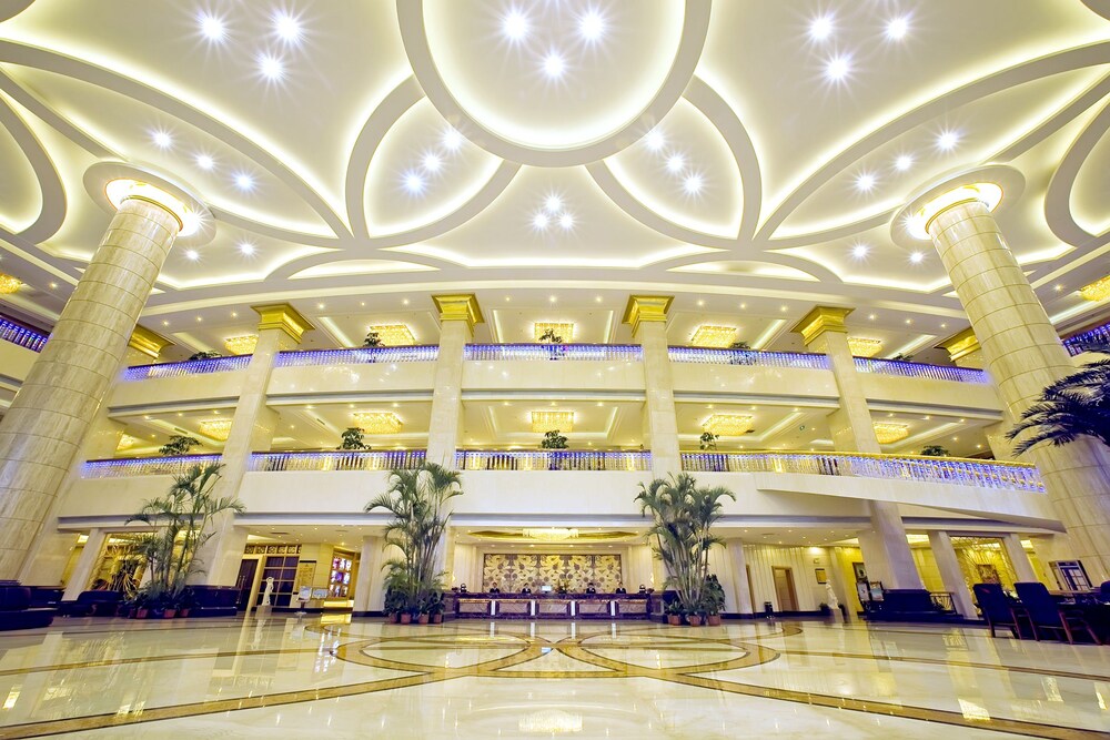 Jiangmen Gladden Hotel — 4-Star Luxury Hotel in Jiangmen, People's Republic of China