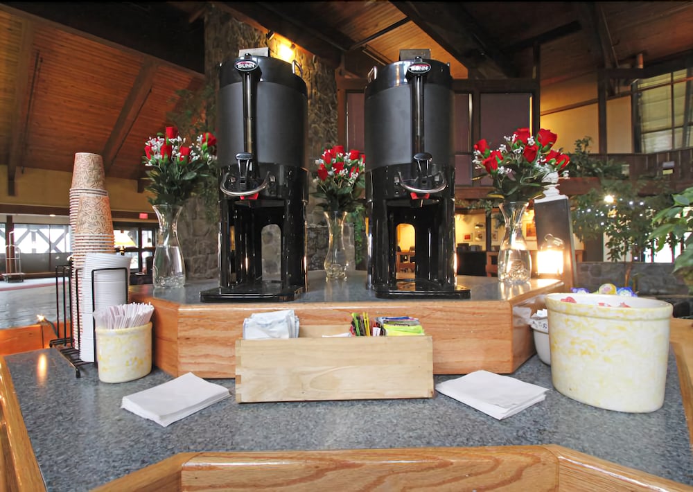 Fireside Inn & Suites West Lebanon - photo 14
