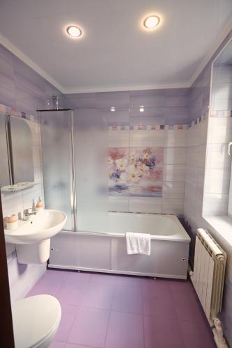 New Hotel Tourist — hotel in Timashevsk
