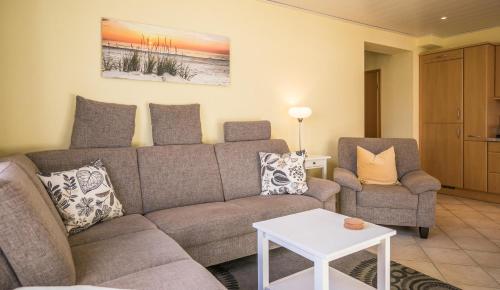 Haus Strandbriese Haus Strandbrise Whg 1 — 4-Star Luxury Hotel in Busum, Germany