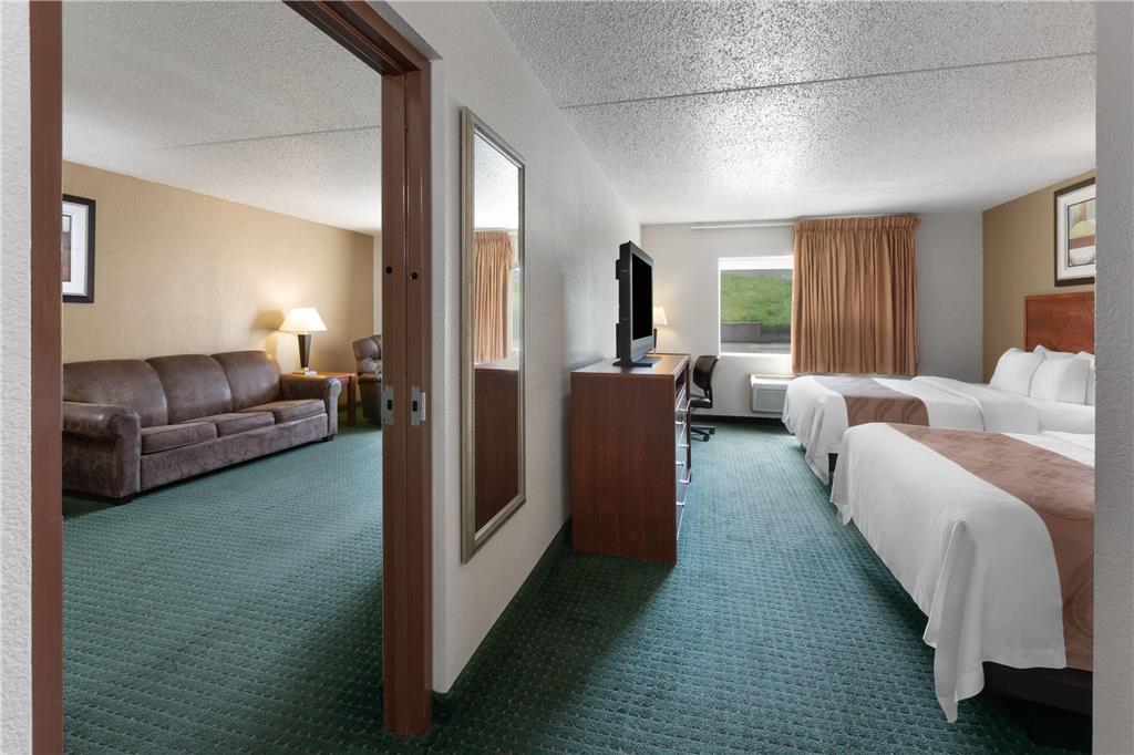 Baymont by Wyndham Jamestown Conference Center & Water Park - photo 22