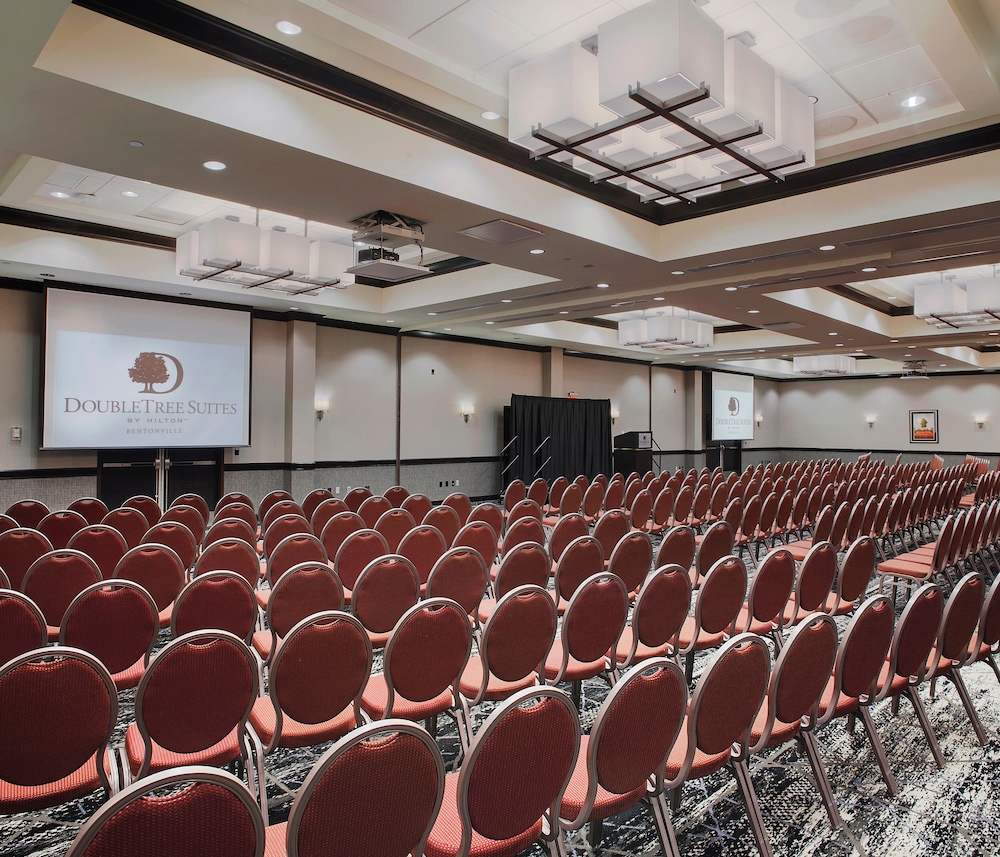 DoubleTree Suites by Hilton Bentonville - photo 38