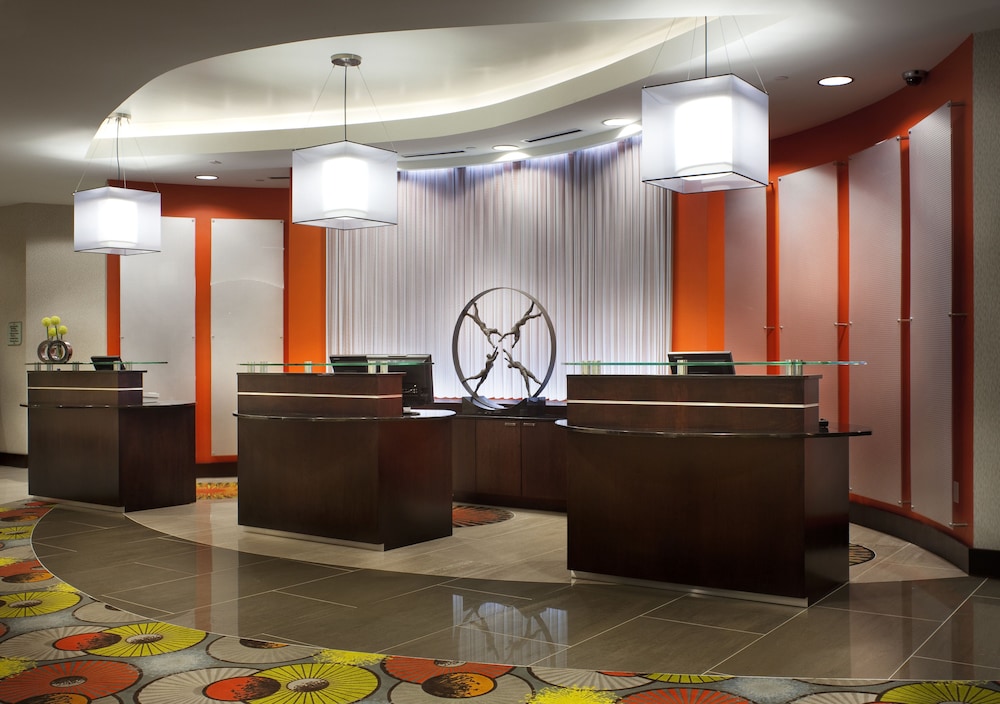 Hilton Garden Inn Denver Cherry Creek - photo 6