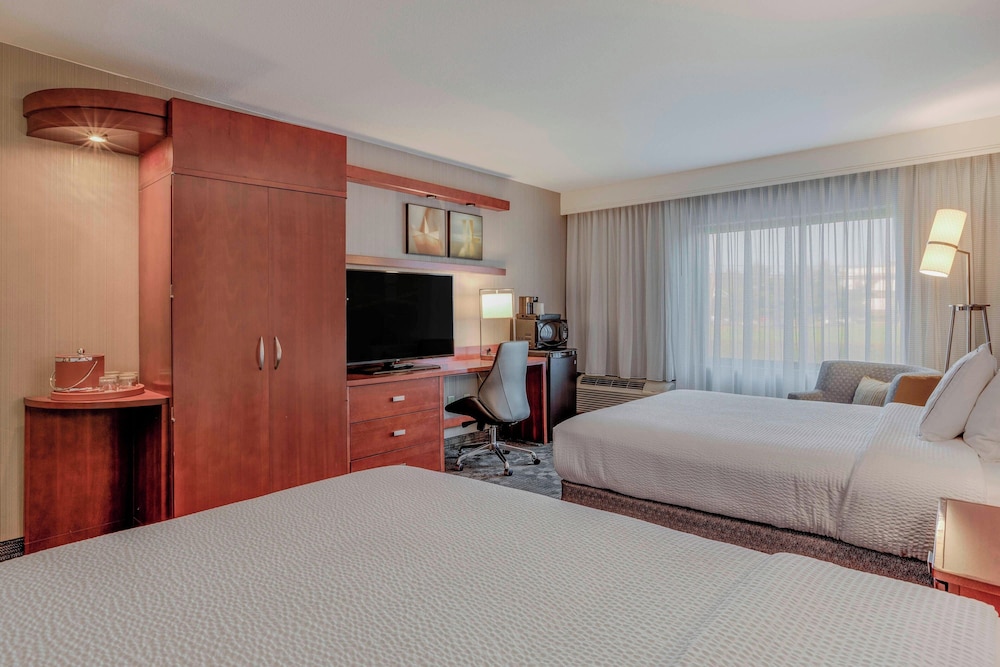 Courtyard by Marriott Cranbury South Brunswick - photo 8
