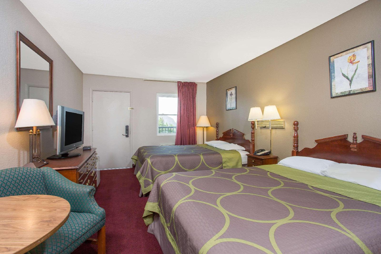 Knights Inn Glade Spring - photo 13